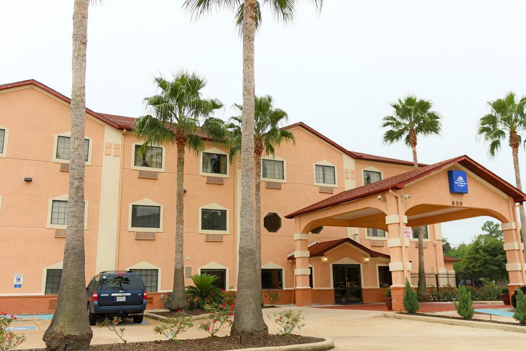 Americas Best Value Inn And Suites Houston Fm 1960 Buitenkant foto